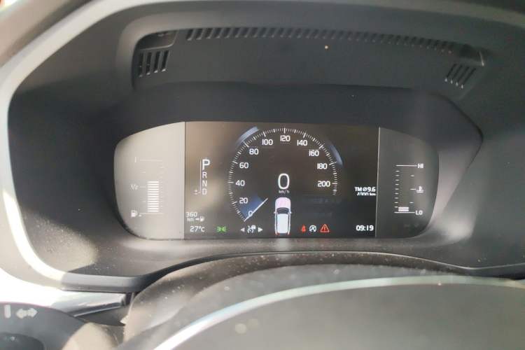 Used Volvo XC60 2019 T5 4x4 Smart Edition China V Standard Instrument Cluster