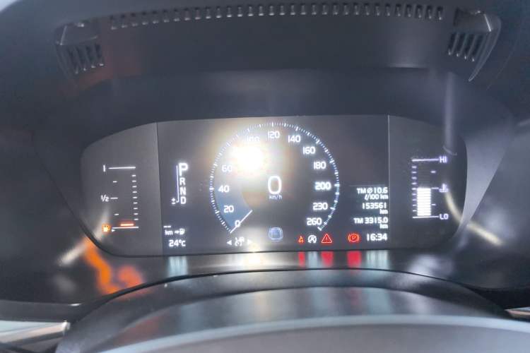 Used Volvo XC60 2019 T5 4x4 Smart Edition China VI Standard Instrument Cluster
