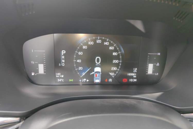 Used Volvo XC60 2019 T5 4x4 Smart Edition China VI Standard Instrument Cluster