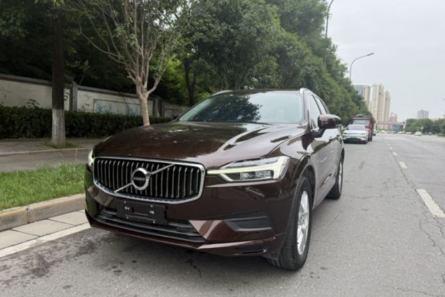Used Volvo XC60 2019 T5 4x4 Smart Edition China VI Standard