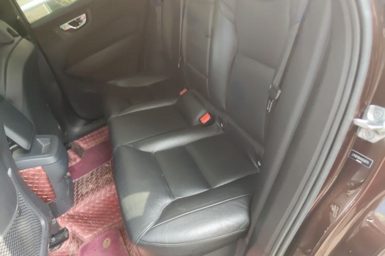 Used Volvo XC60 2019 T5 4x4 Smart Edition China V Standard Left Rear Seat