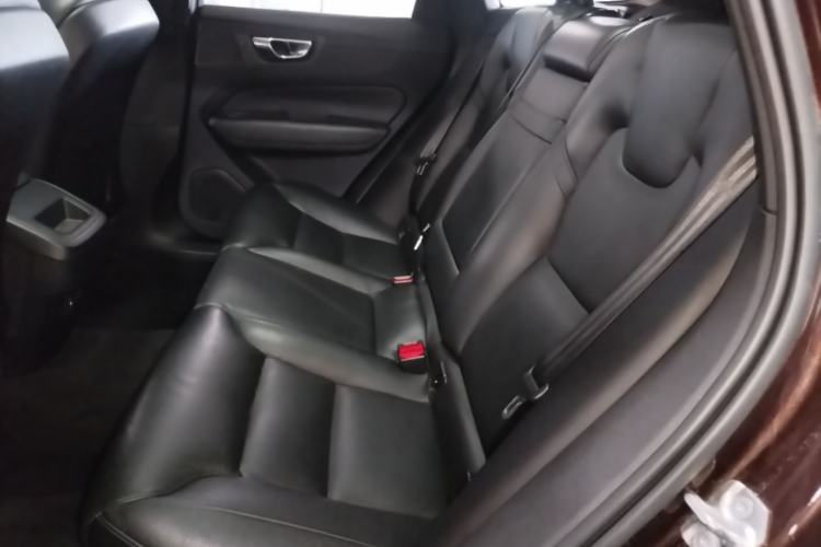 Used Volvo XC60 2019 T5 4x4 Smart Edition China V Standard Left Rear Seat