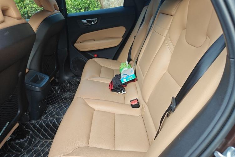 Used Volvo XC60 2019 T5 4x4 Smart Edition China V Standard Left Rear Seat