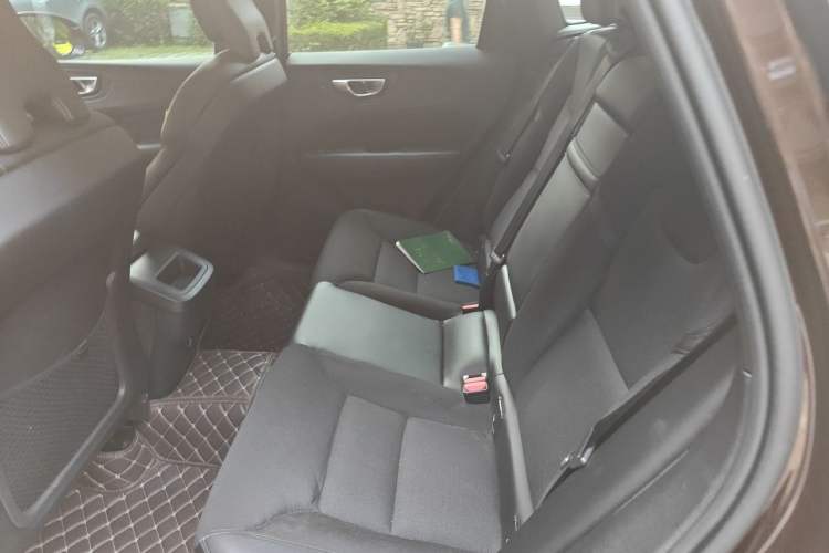 Used Volvo XC60 2019 T4 Zhiyi Edition China V Standard Left Rear Seat