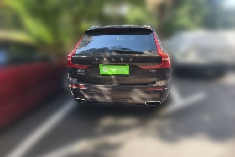Used Volvo XC60 2019 T5 4x4 Smart Edition China VI Standard Rear