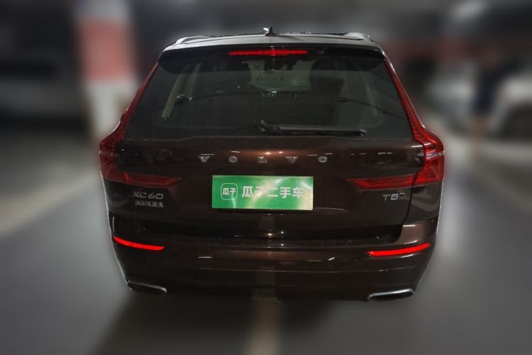 Used Volvo XC60 2019 T5 4x4 Smart Edition China VI Standard Rear