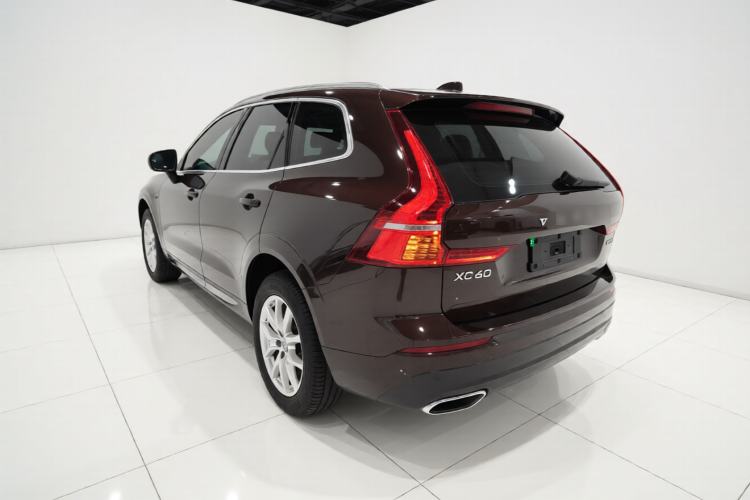 Used Volvo XC60 2019 T5 4x4 Smart Edition China V Standard Rear Left 45 Deg