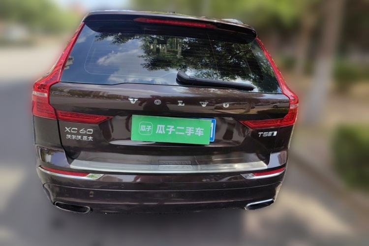 Used Volvo XC60 2019 T5 4x4 Smart Edition China VI Standard Rear