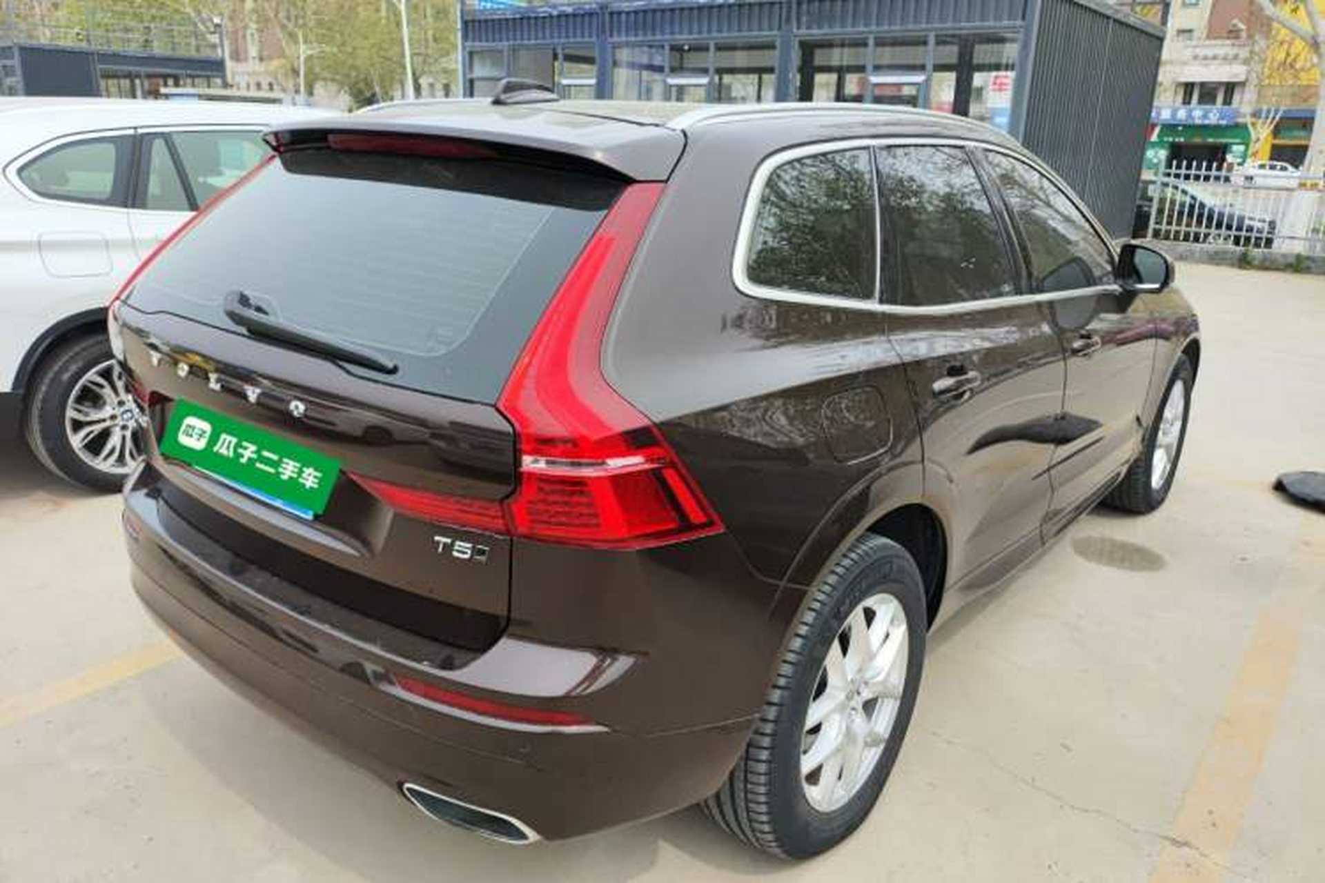 Used Volvo XC60 2019 T5 4x4 Smart Edition China VI Standard Rear Right 45 Deg