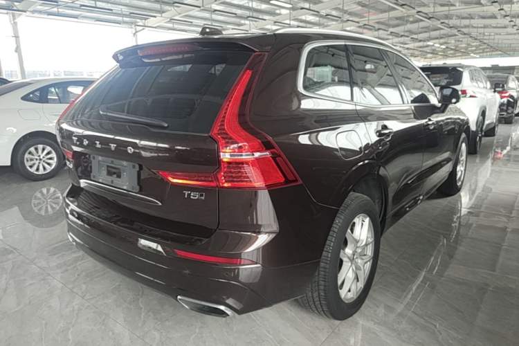 Used Volvo XC60 2019 T5 4x4 Smart Edition China V Standard Rear Right 45 Deg