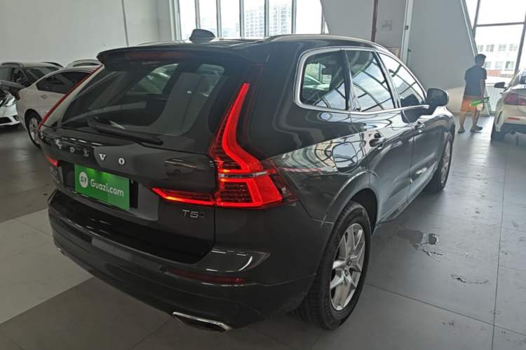 Used Volvo XC60 2019 T5 4x4 Smart Edition China VI Standard Rear Right 45 Deg