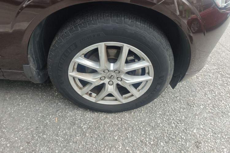 Used Volvo XC60 2019 T5 4x4 Smart Edition China VI Standard Right Front Wheel Hub