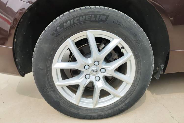 Used Volvo XC60 2019 T5 4x4 Smart Edition China VI Standard Right Rear Wheel Hub