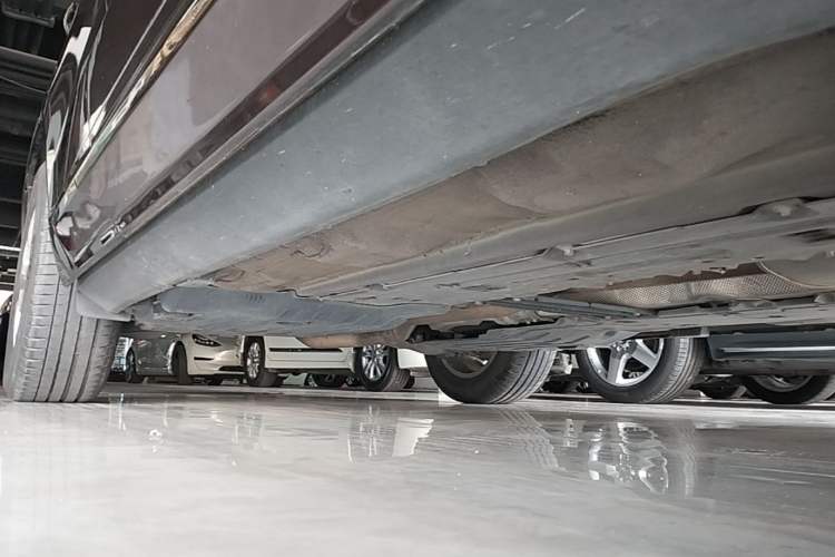 Used Volvo XC60 2019 T5 4x4 Smart Edition China V Standard Right Side Sill