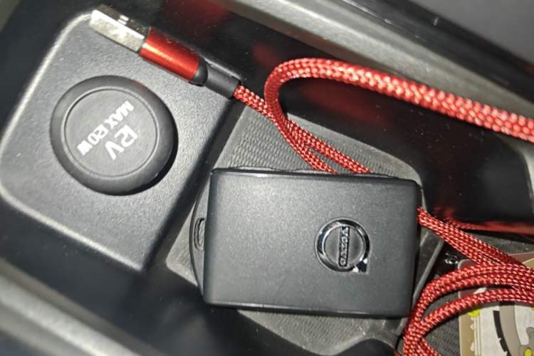 Used Volvo XC60 2019 T5 4x4 Smart Edition China VI Standard Vehicle Key