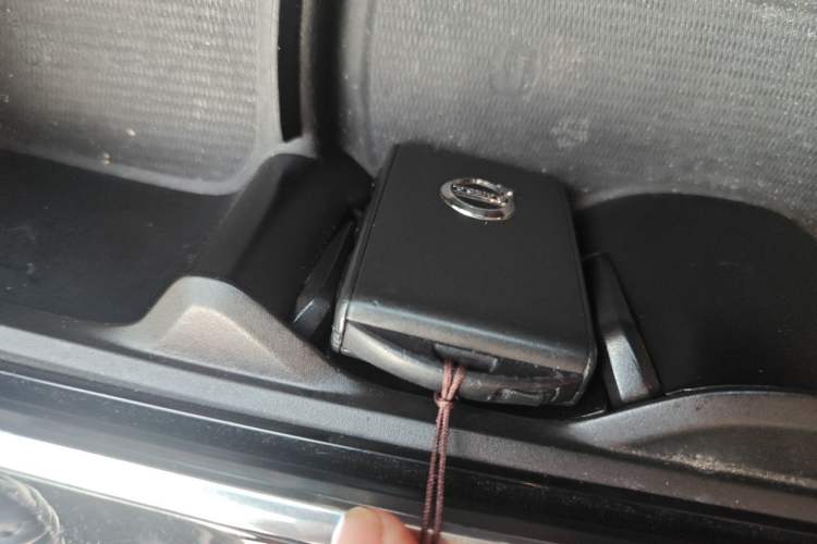 Used Volvo XC60 2019 T5 4x4 Smart Edition China V Standard Vehicle Key