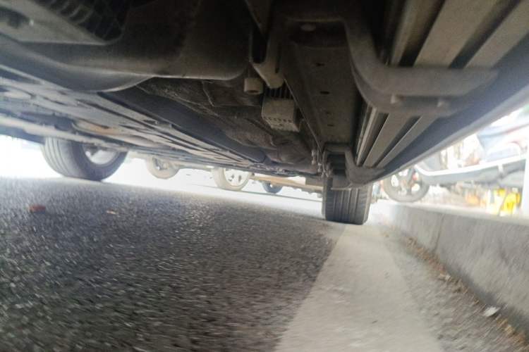 Used Volvo XC60 2019 T5 4x4 Smart Edition China V Standard Chassis Rear Right