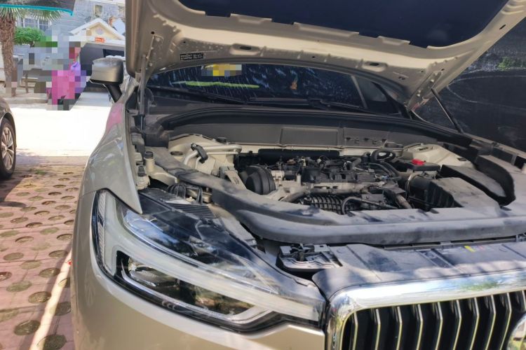Used Volvo XC60 2019 T5 4x4 Smart Edition China VI Standard Engine Bay Right