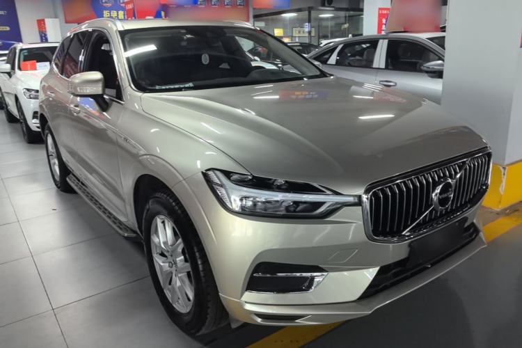 Used Volvo XC60 2019 T5 4x4 Smart Edition China V Standard Exterior 1