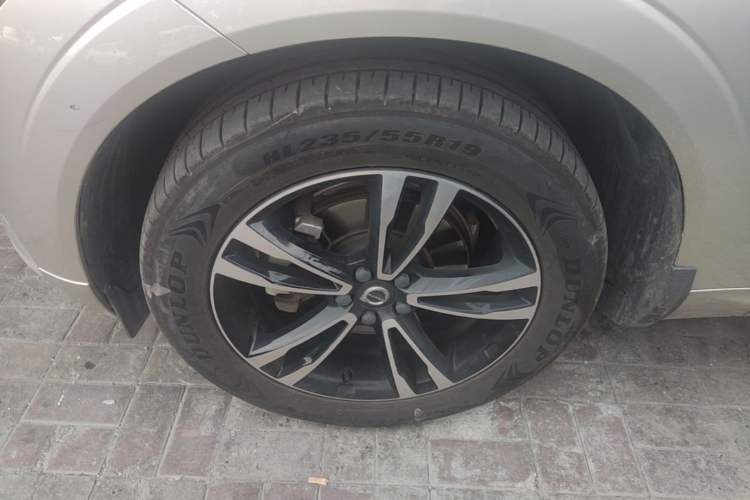 Used Volvo XC60 2019 T5 4x4 Smart Edition China V Standard Exterior 4