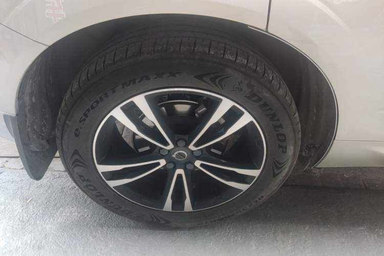 Used Volvo XC60 2019 T5 4x4 Smart Edition China V Standard Exterior 5
