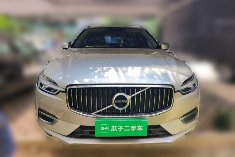 Used Volvo XC60 2019 T5 4x4 Smart Edition China VI Standard Front