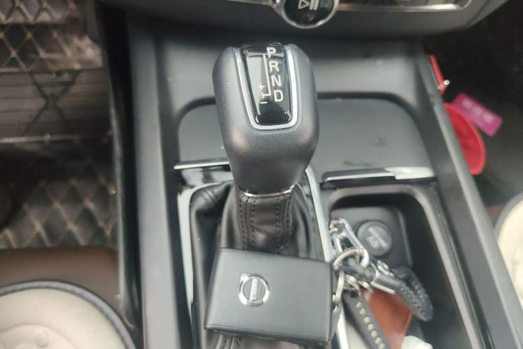 Used Volvo XC60 2019 T5 4x4 Smart Edition China V Standard Gear Lever