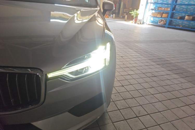 Used Volvo XC60 2019 T5 4x4 Smart Edition China VI Standard Left Front Headlight