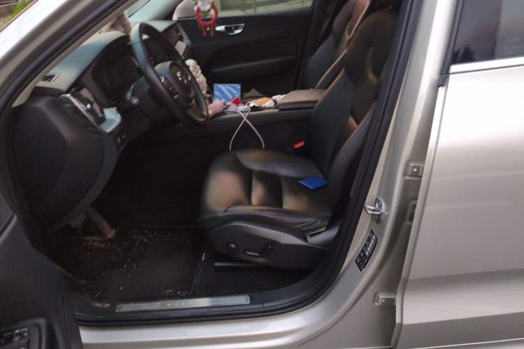 Used Volvo XC60 2019 T5 4x4 Smart Edition China V Standard Left Front Seat