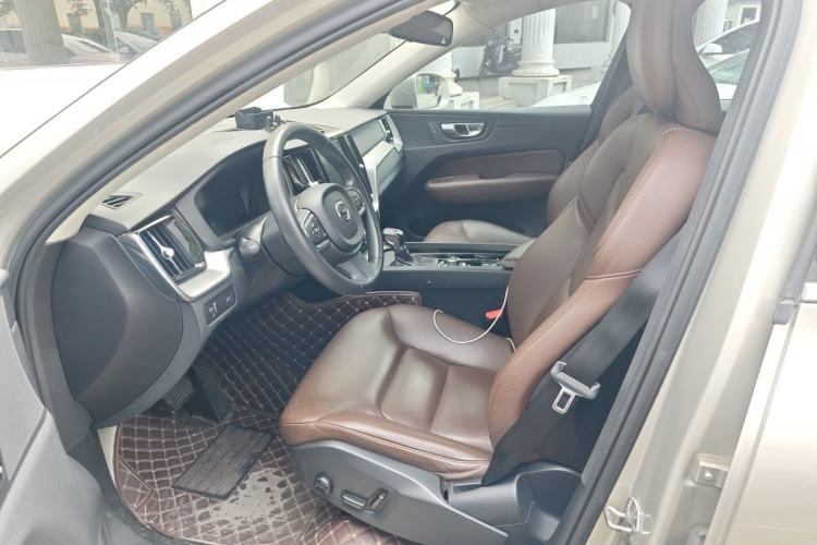 Used Volvo XC60 2019 T5 4x4 Smart Edition China V Standard Left Front Seat