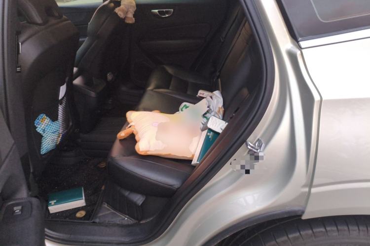 Used Volvo XC60 2019 T5 4x4 Smart Edition China V Standard Left Rear Seat