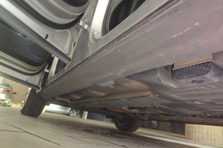 Used Volvo XC60 2019 T5 4x4 Smart Edition China VI Standard Left Side Sill