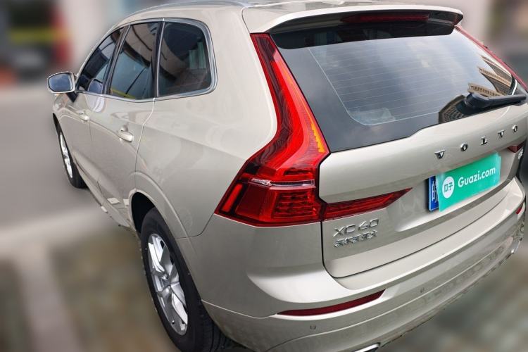 Used Volvo XC60 2019 T5 4x4 Smart Edition China V Standard Rear Left 45 Deg