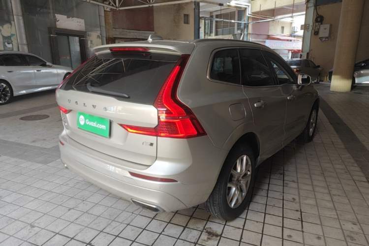 Used Volvo XC60 2019 T5 4x4 Smart Edition China VI Standard Rear Right 45 Deg