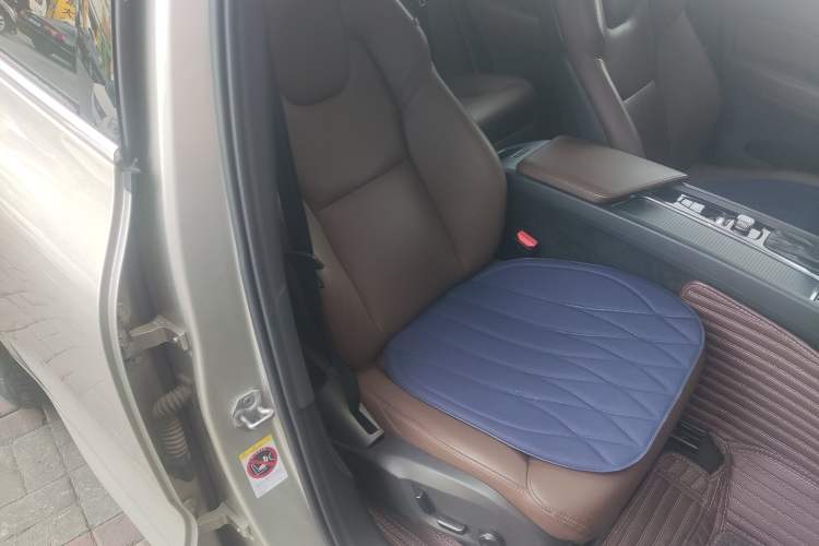 Used Volvo XC60 2019 T5 4x4 Smart Edition China V Standard Right Front Seat