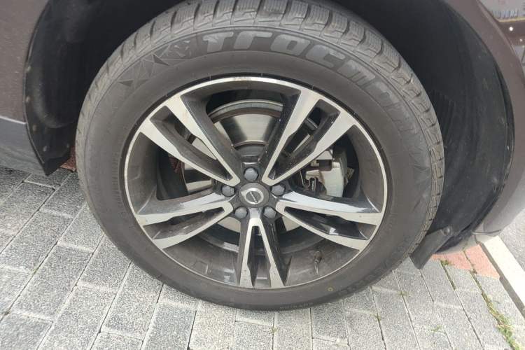Used Volvo XC60 2019 T5 4x4 Smart Edition China V Standard Right Front Wheel Hub