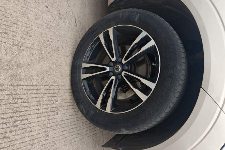 Used Volvo XC60 2019 T5 4x4 Smart Edition China V Standard Right Front Wheel Hub
