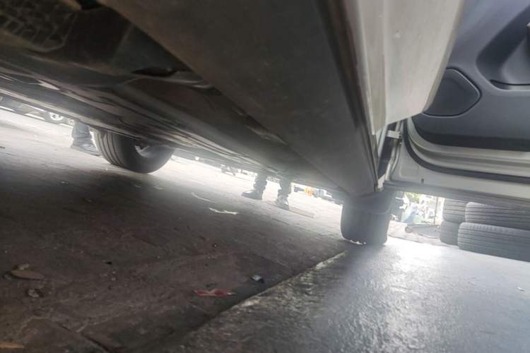 Used Volvo XC60 2019 T5 4x4 Smart Edition China V Standard Right Side Sill