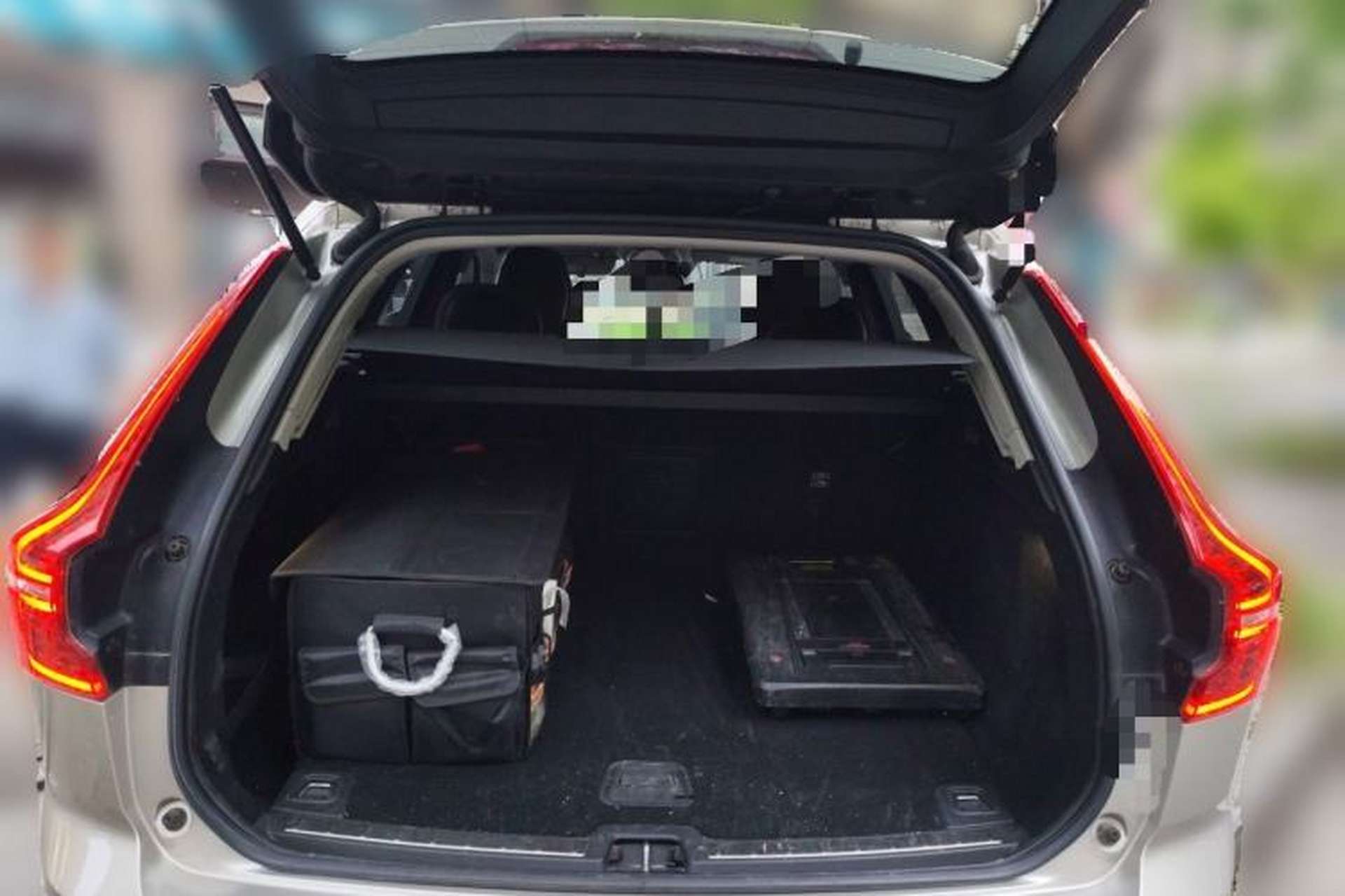 Used Volvo XC60 2019 T5 4x4 Smart Edition China V Standard Trunk