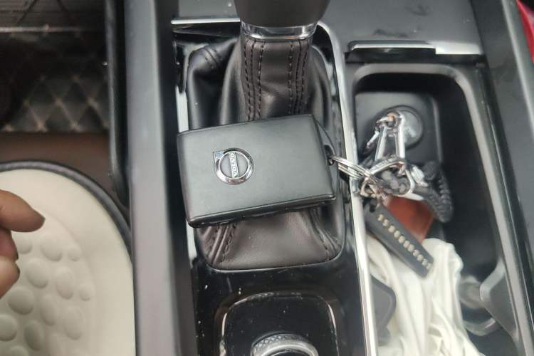 Used Volvo XC60 2019 T5 4x4 Smart Edition China V Standard Vehicle Key