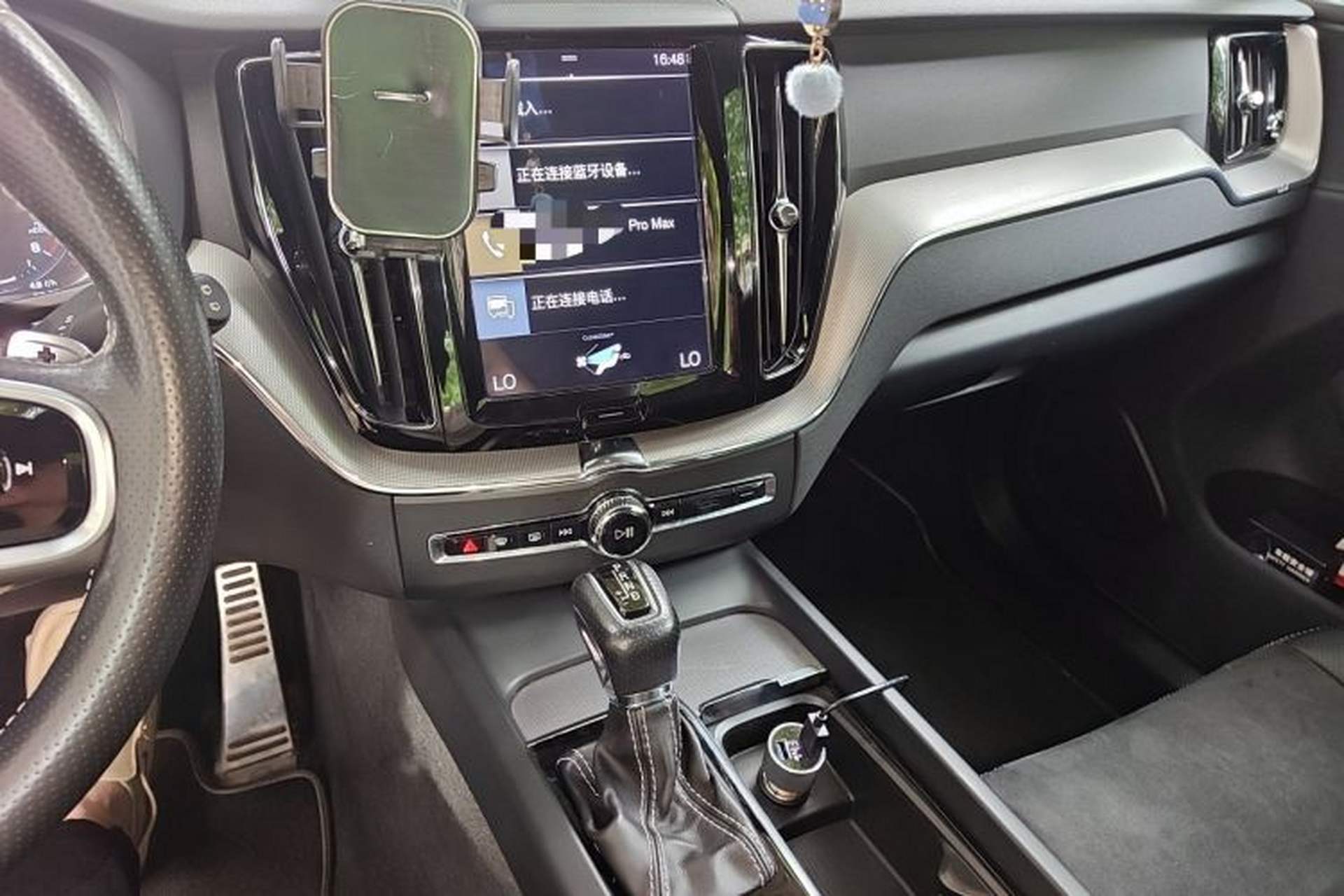 Used Volvo XC60 2019 T5 4x4 Zhiyuan Sport Edition China V Standard Audio And AC Panel