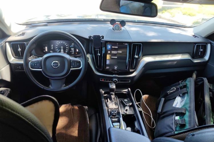 Used Volvo XC60 2019 T5 4x4 Smart Edition China V Standard Center Console