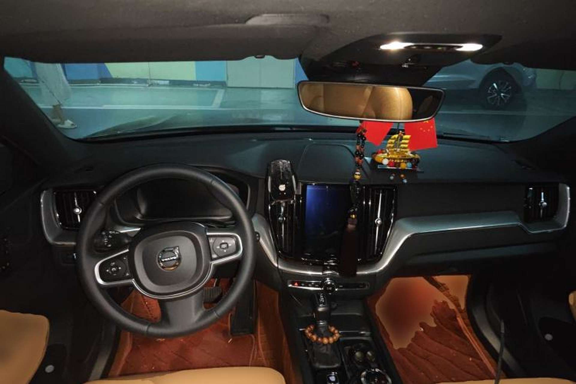 Used Volvo XC60 2019 T5 4x4 Smart Edition China V Standard Center Console