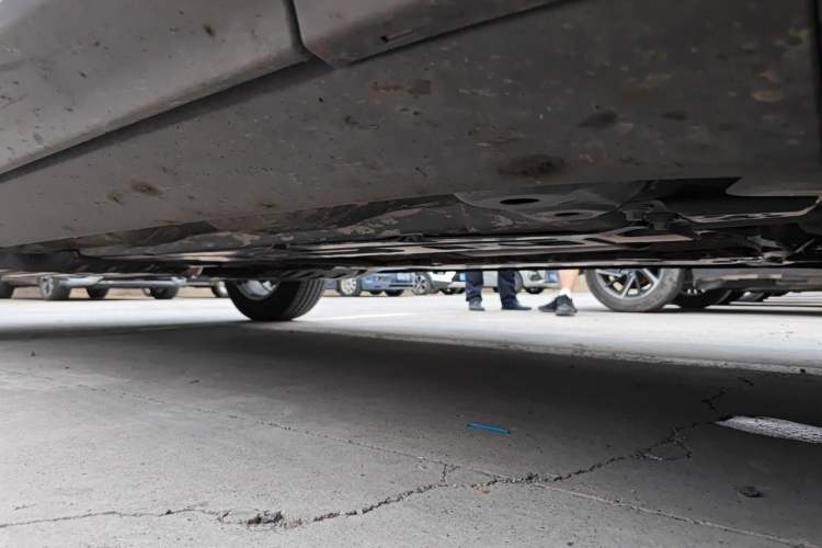 Used Volvo XC60 2019 T5 4x4 Smart Edition China VI Standard Chassis Front Right