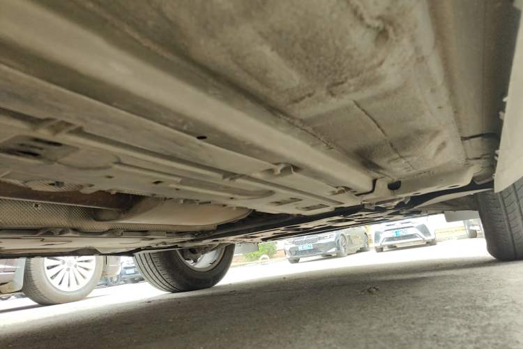 Used Volvo XC60 2019 T5 4x4 Smart Edition China VI Standard Chassis Front Right