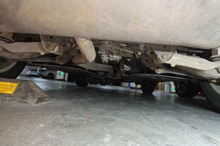 Used Volvo XC60 2019 T5 4x4 Smart Edition China V Standard Chassis Rear