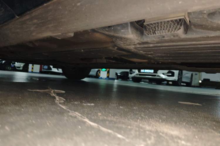 Used Volvo XC60 2019 T4 Zhiyi Edition China VI Chassis Rear Left