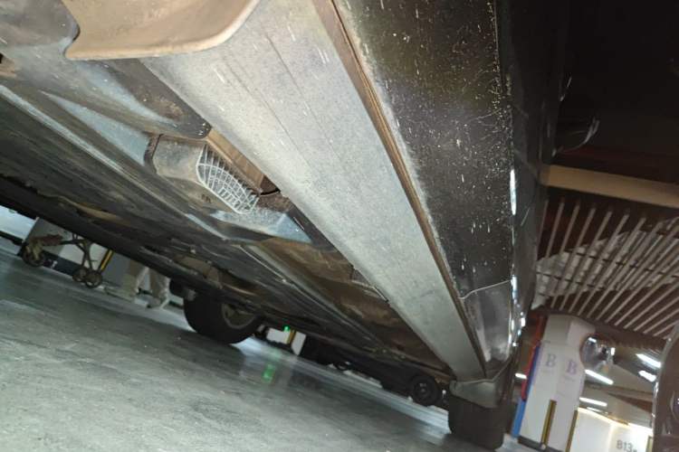 Used Volvo XC60 2019 T5 4x4 Smart Edition China V Standard Chassis Rear Right