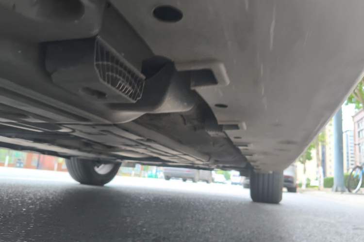 Used Volvo XC60 2019 T5 4x4 Smart Edition China V Standard Chassis Rear Right