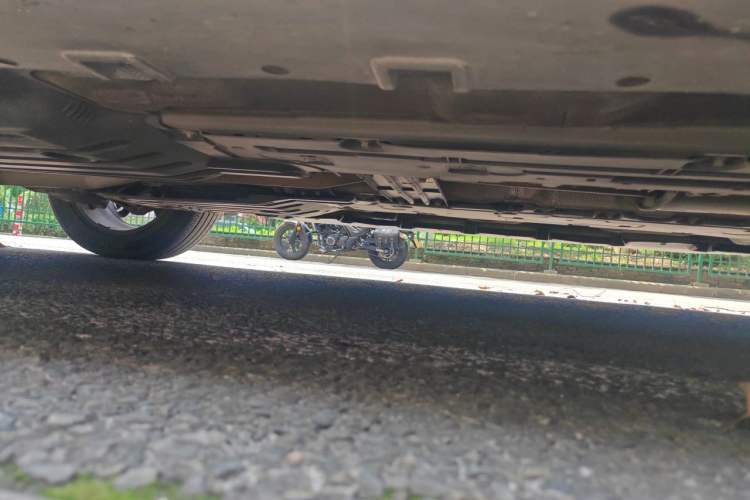 Used Volvo XC60 2019 T5 4x4 Zhiyuan Sport Edition China V Standard Chassis Rear Right